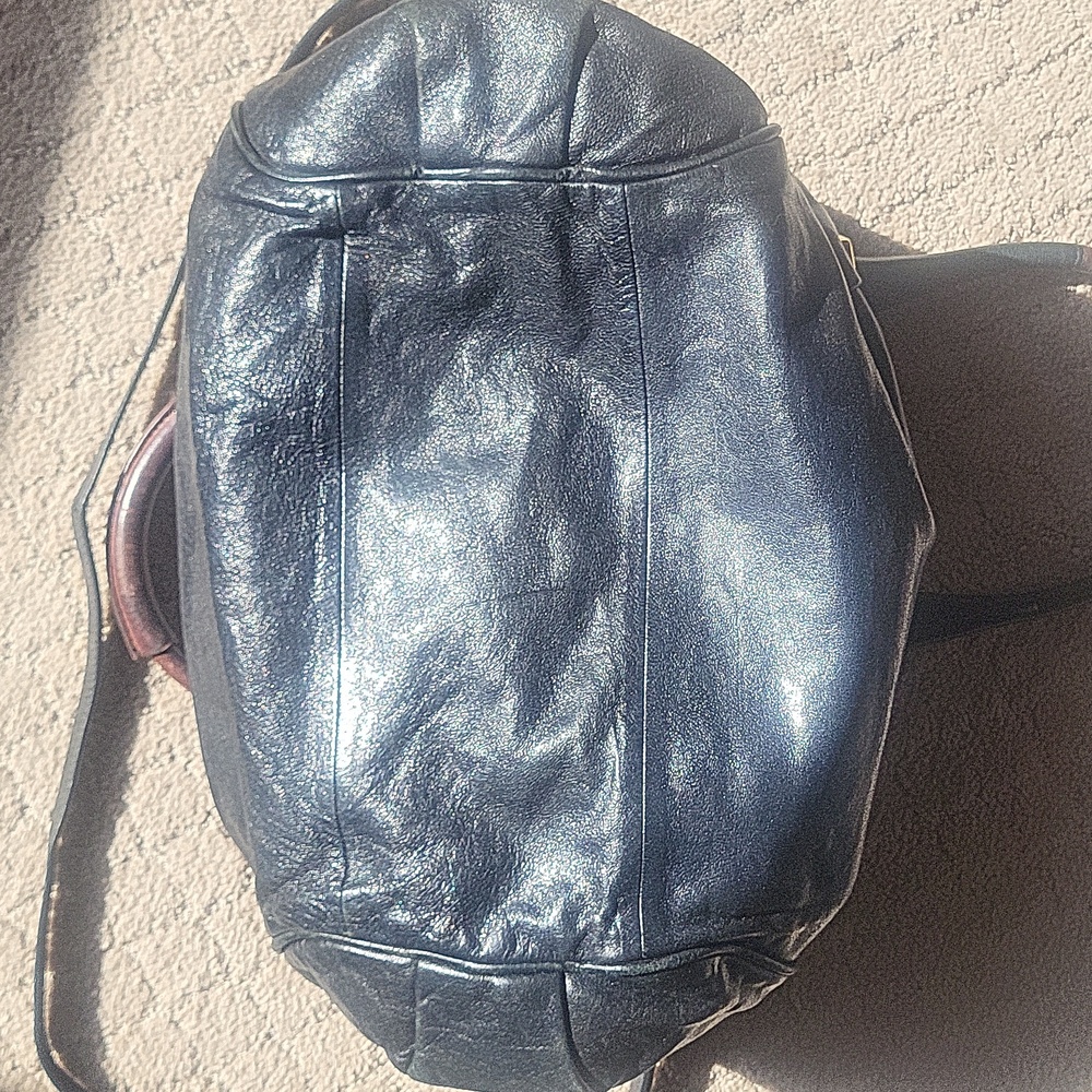 Chloe Black Leather Satchel Crossbody Bag with Gold Accents - Picture 4 of 14